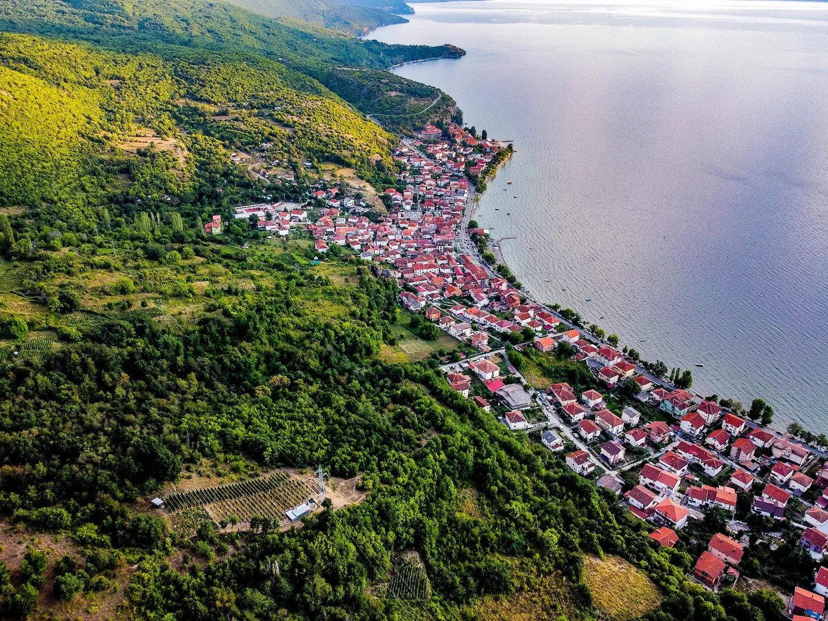 Things to do in Pestani | Explore with AI