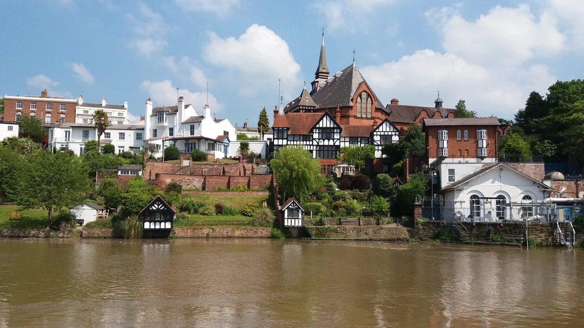 River Dee in Chester, Cheshire - Ask AI | mindtrip