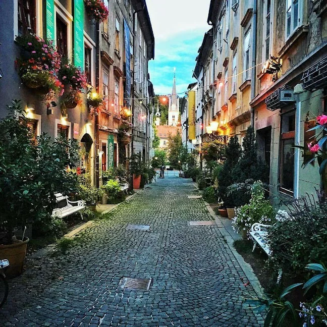 Mini teater in Ljubljana | What to Know Before You Go
