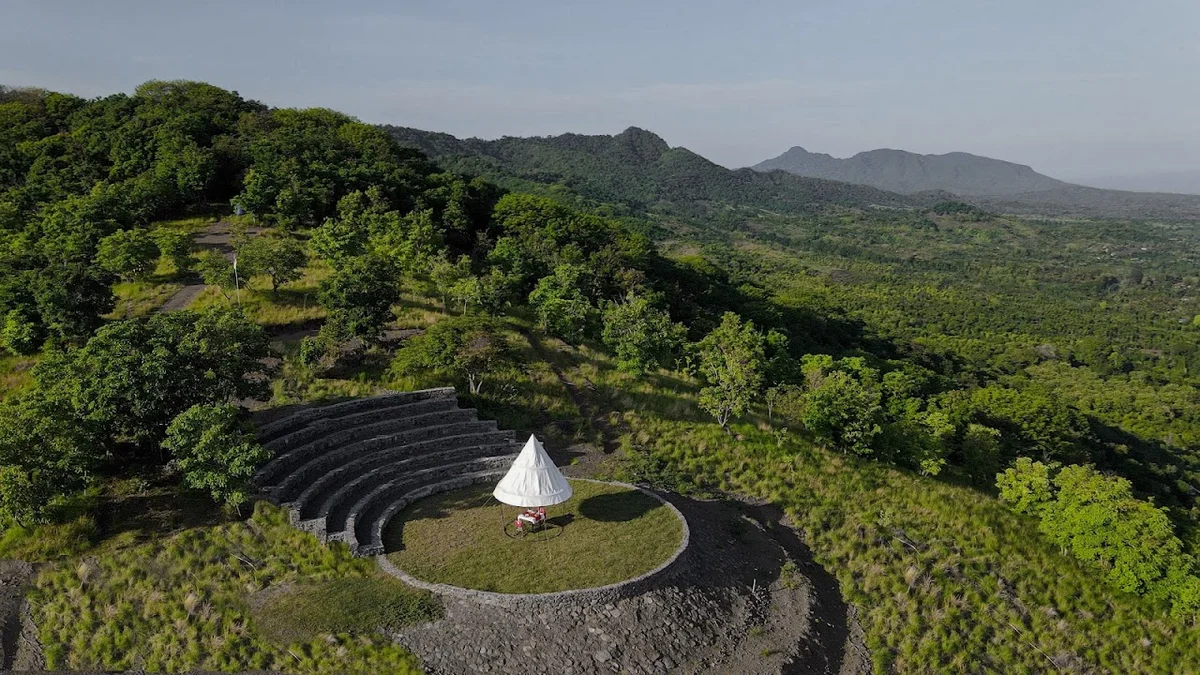 Munduk Lingker View Area in Sumberkima - Ask AI | mindtrip