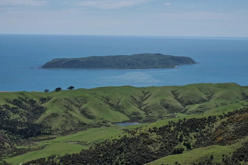 Rangituhi / Colonial Knob in Porirua - Ask AI | mindtrip