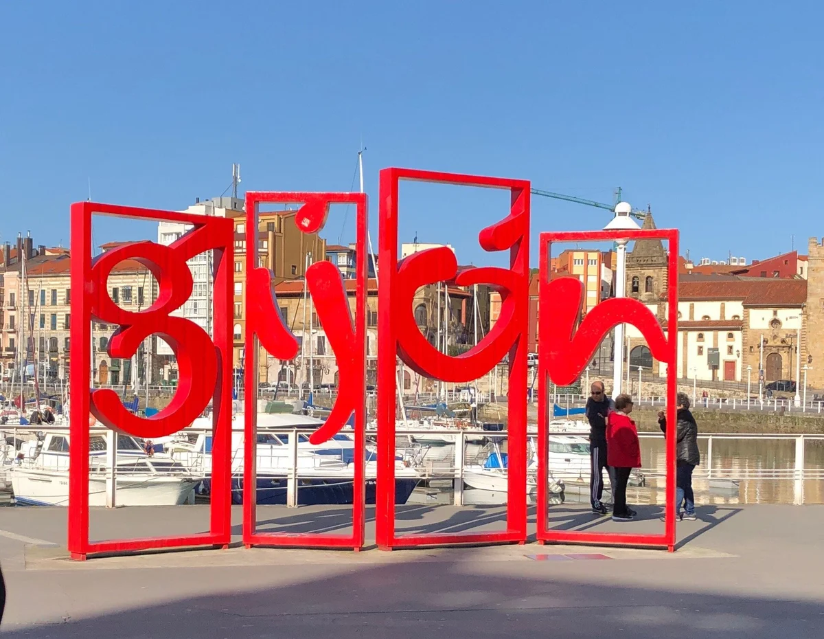 Letras Gijon in Gijon, Asturias | What to Know Before You Go