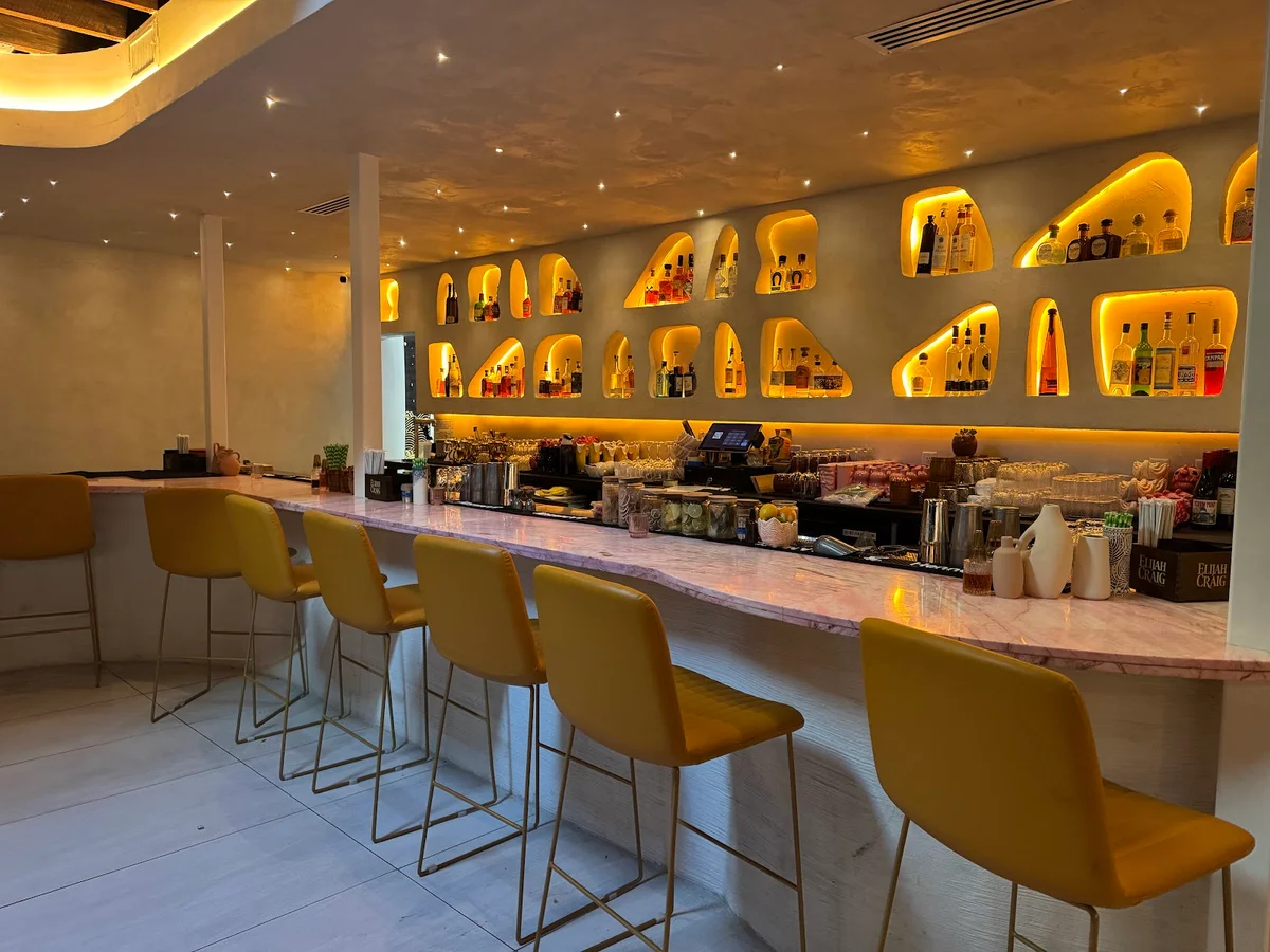 Aaktun Coffee, Restaurant and Bar - Ask AI