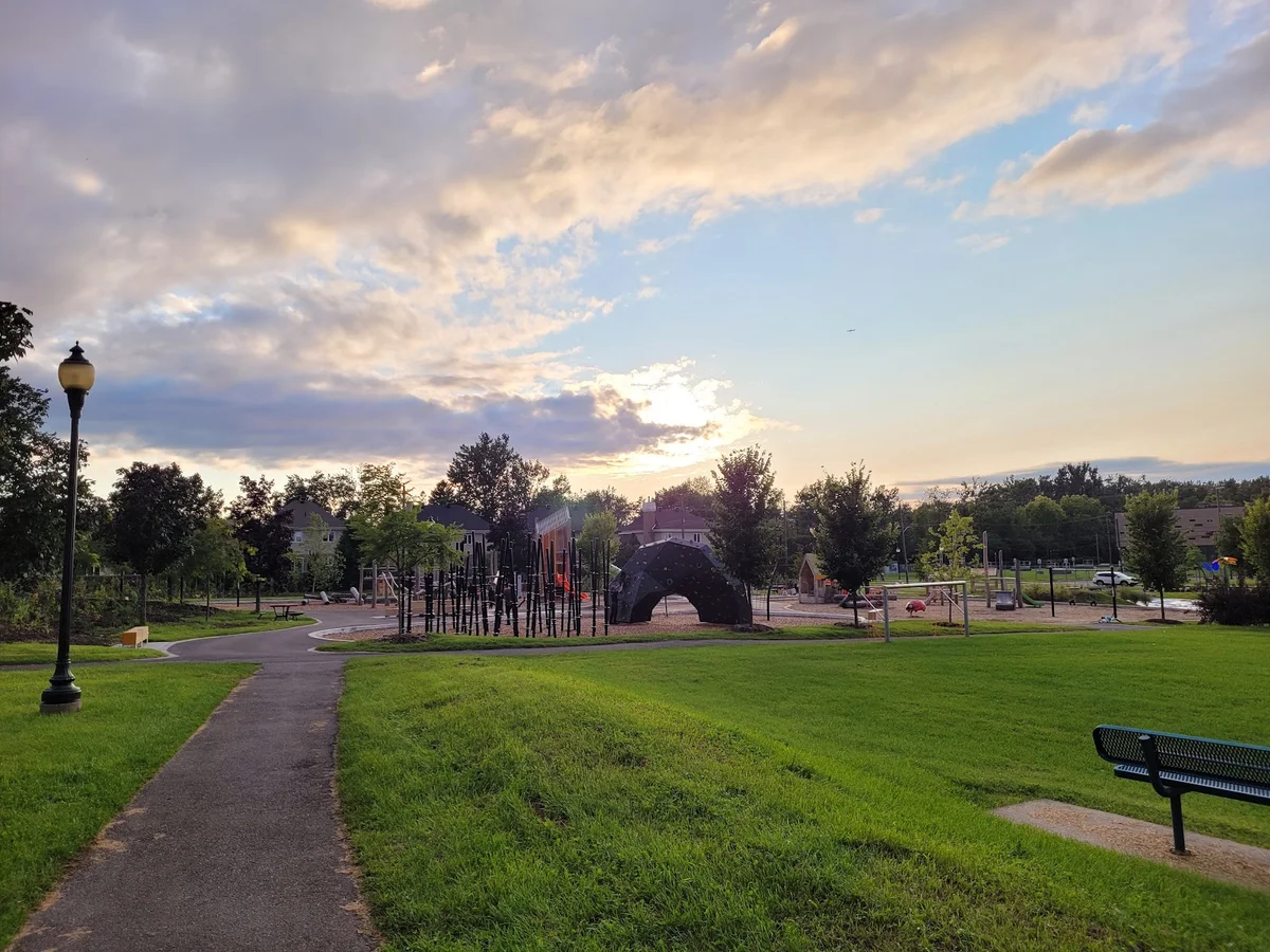 Parc de Deauville in Candiac, Canada | Ask Anything