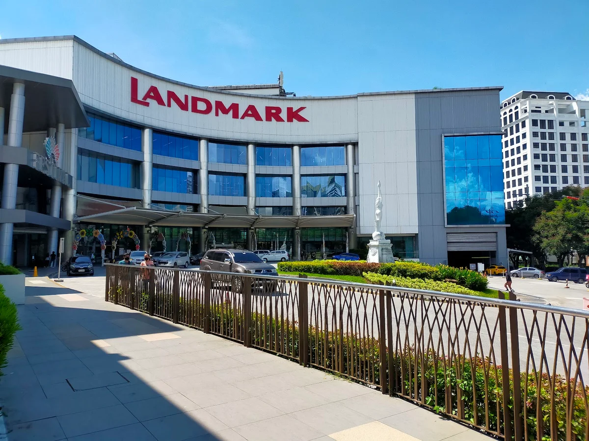 Landmark Supermarket & Food Store Center | Ask Anything