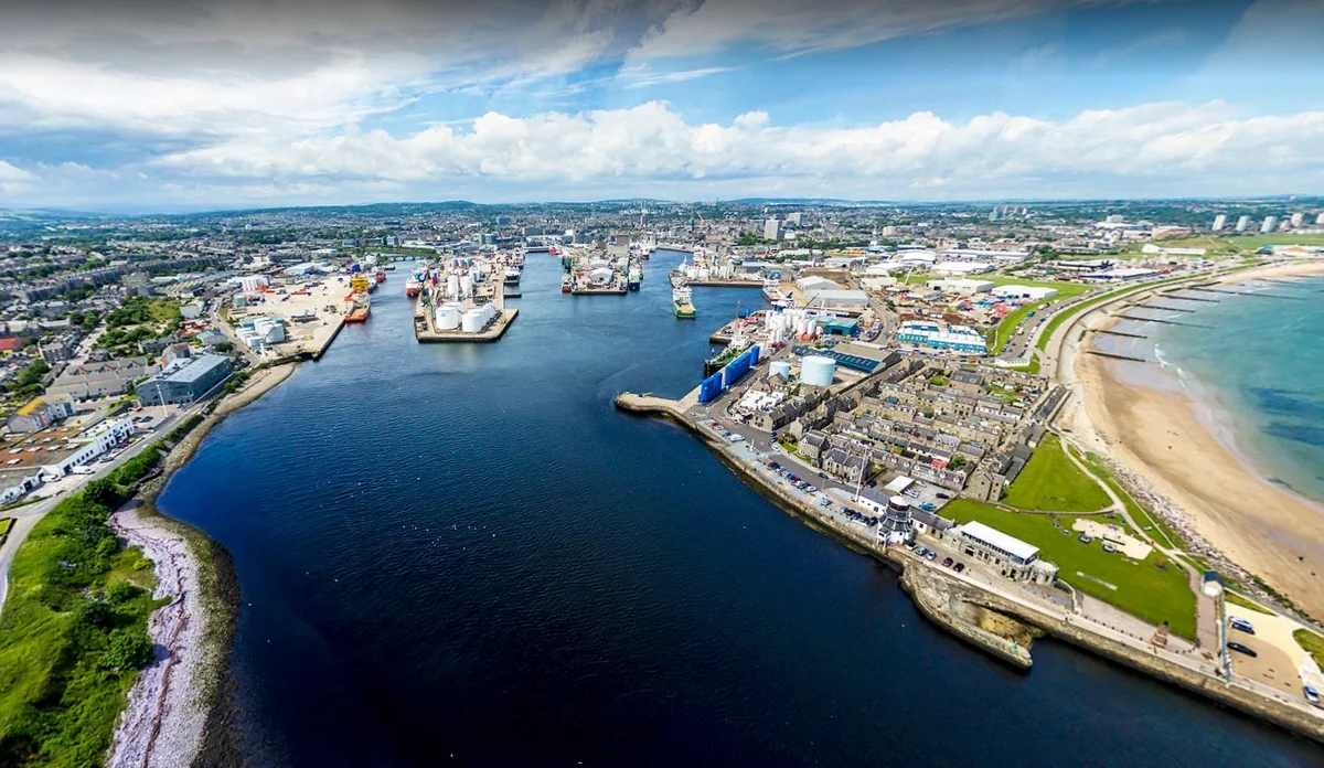 aberdeen-harbour-in-aberdeen-scotland-ask-ai-mindtrip
