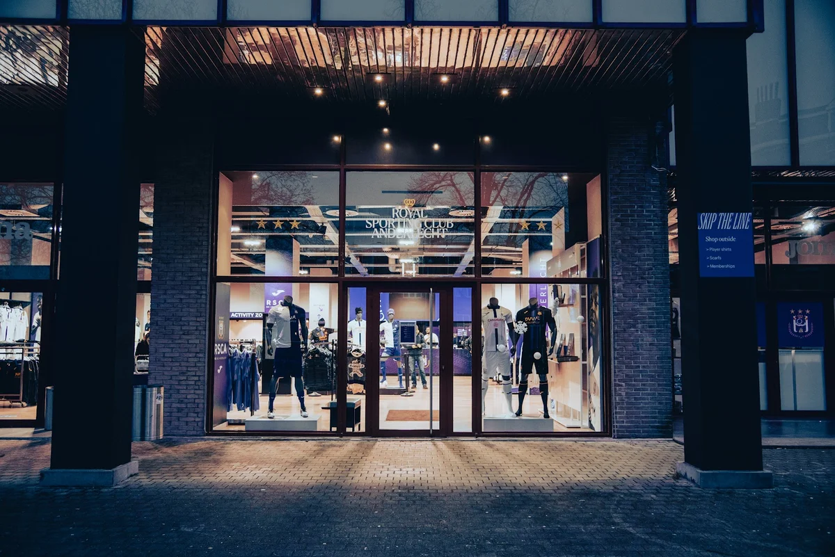 Fanshop RSC Anderlecht in Anderlecht | Ask Anything