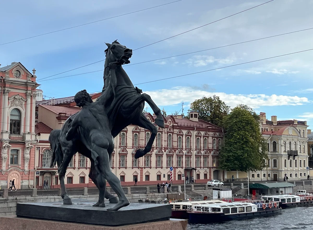 Anichkov Bridge in St. Petersburg | Ask Anything