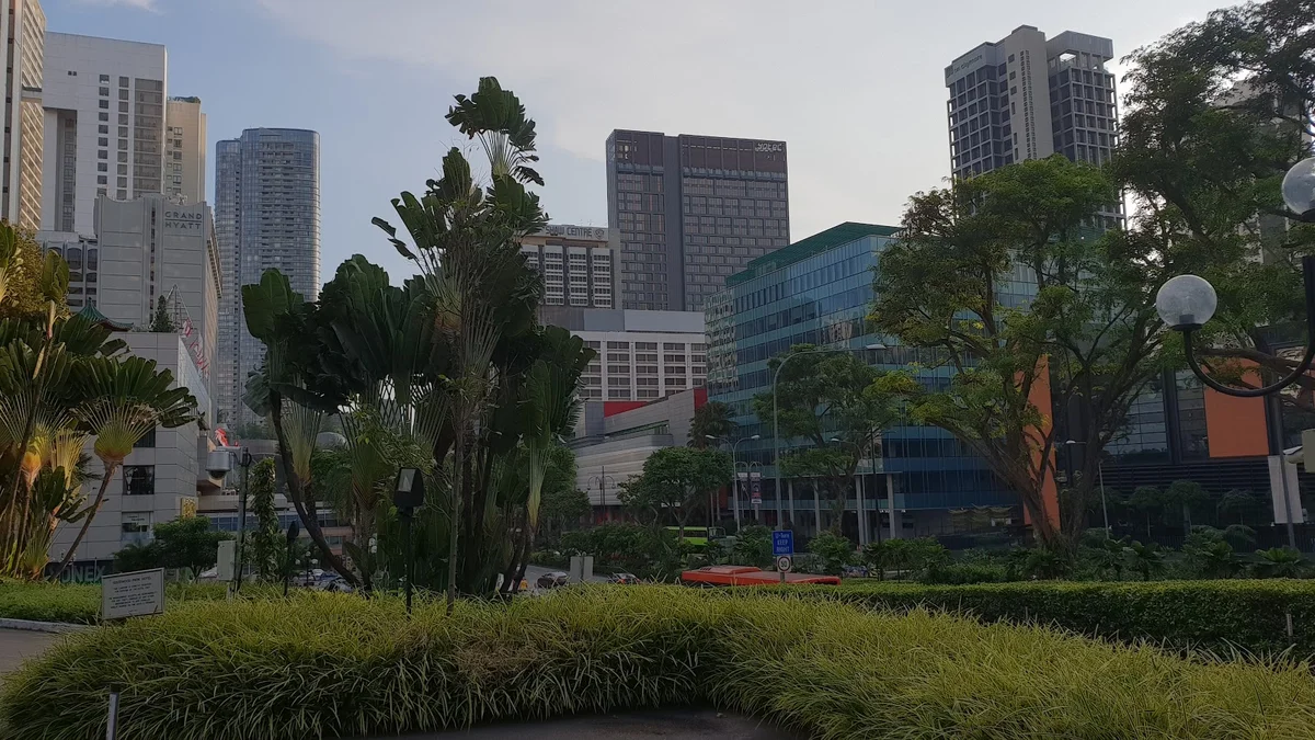 Scotts Rd in Singapore | What to Know Before You Go