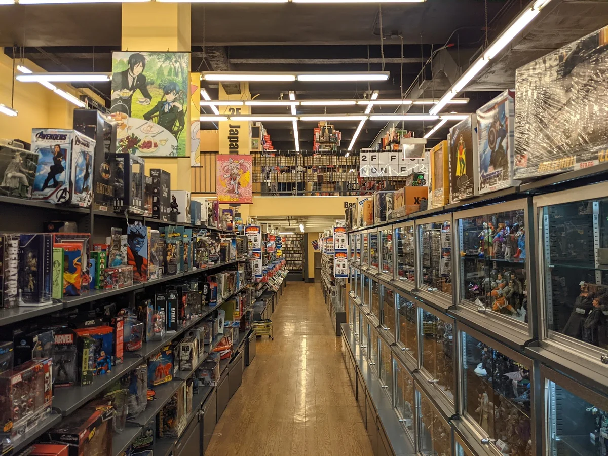 BOOKOFF New York Store in New York City | Ask Anything
