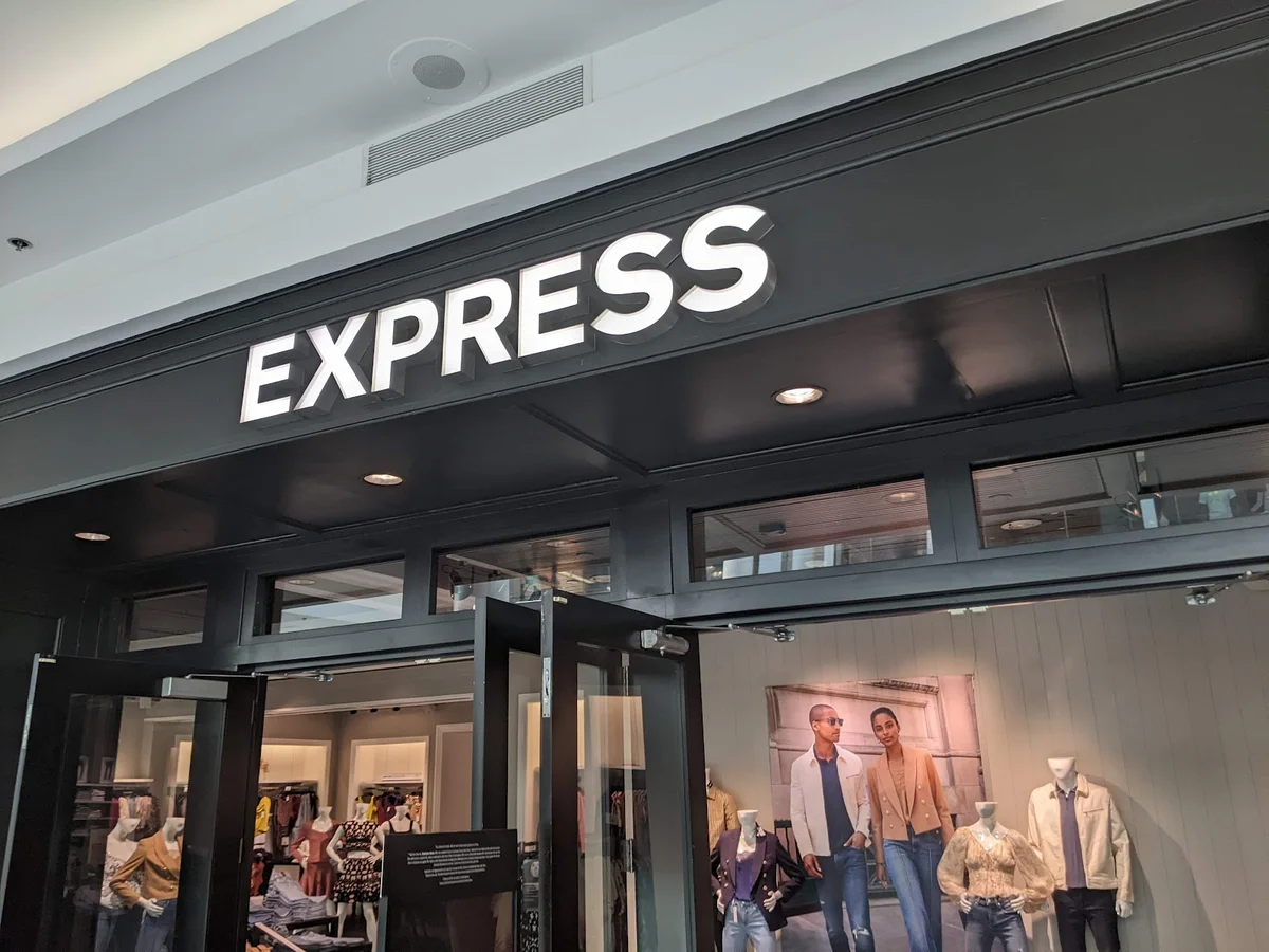 Express in Arlington, Virginia | What to Know Before You Go