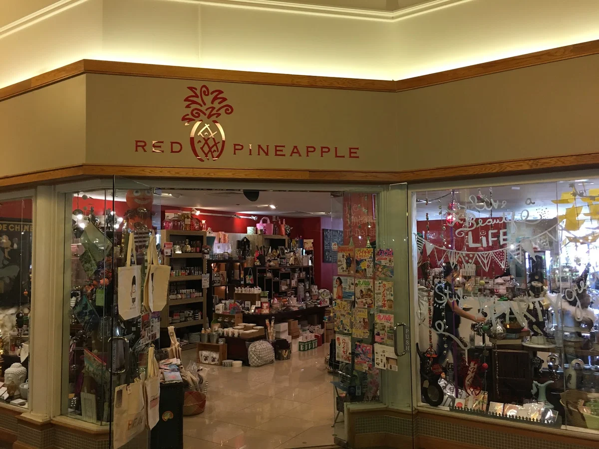 Red Pineapple in Honolulu | What to Know Before You Go
