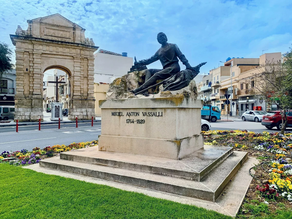 De Rohan Arch in Haz-Zebbug - Ask AI | mindtrip