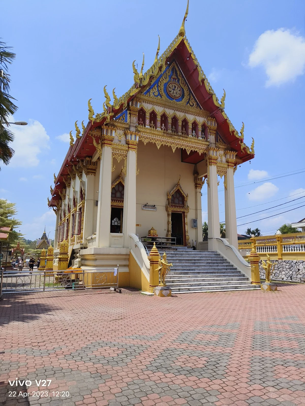 Thai Buddhist Chetawan Pagoda | What to Know Before You Go