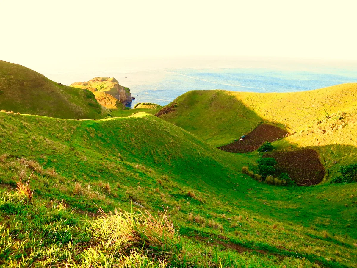 Basco Rolling Hills in Basco - Ask AI | mindtrip