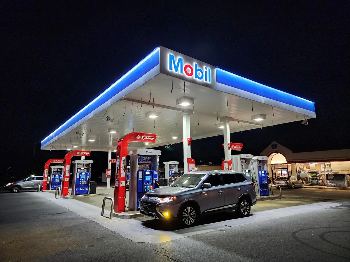 Mobil in Syracuse, New York - Ask AI | mindtrip