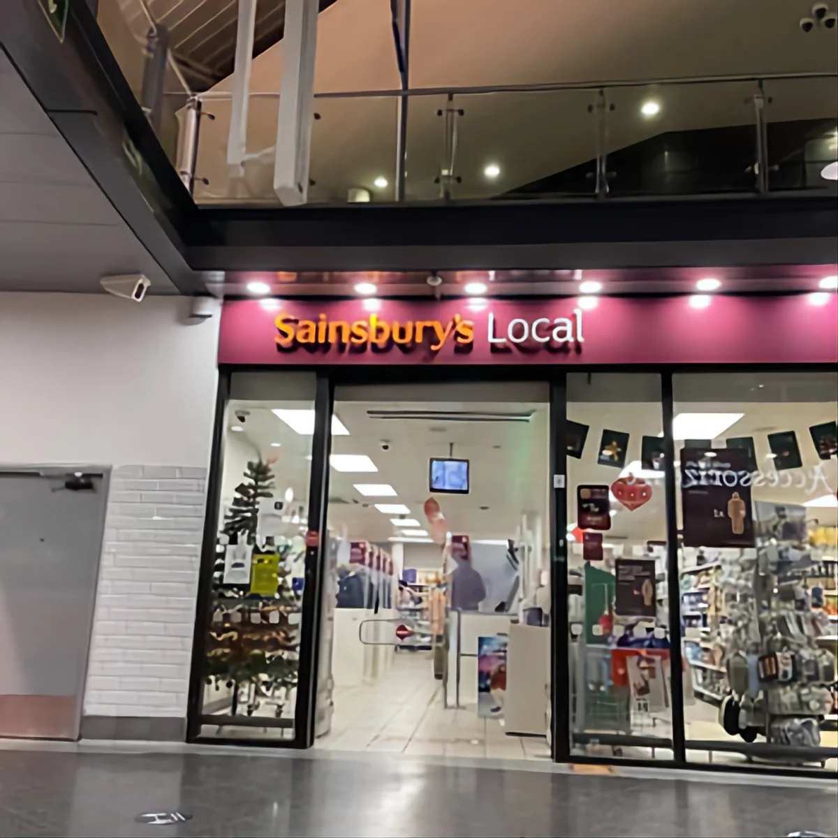 Piccadilly Station Local Sainsbury's (Argos Collection Point)