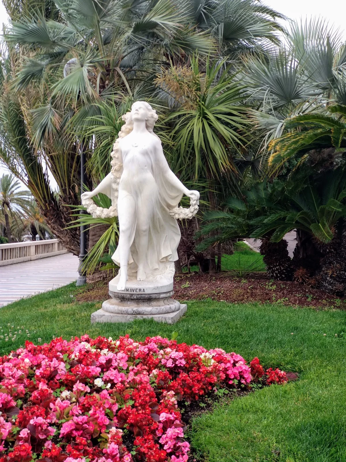 Statua Della Primavera - Spring Statue - Ask AI | mindtrip