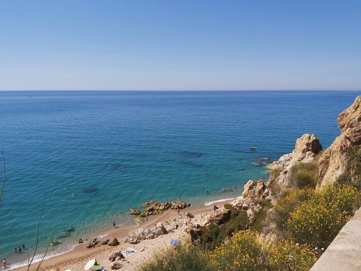 Cala Roca Grossa in Calella, Catalonia - Ask AI | mindtrip