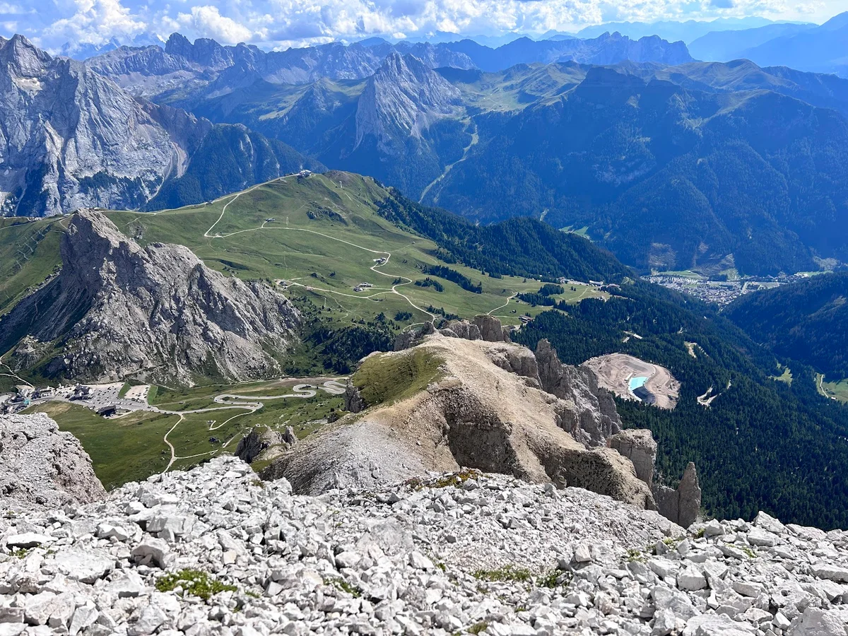 Stazione a monte - Funivia Sass Pordoi - Ask AI | mindtrip
