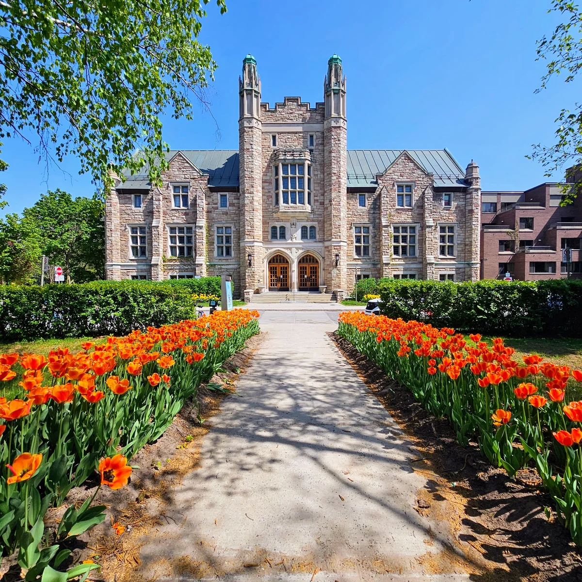 Victoria Hall in Westmount | What to Know Before You Go