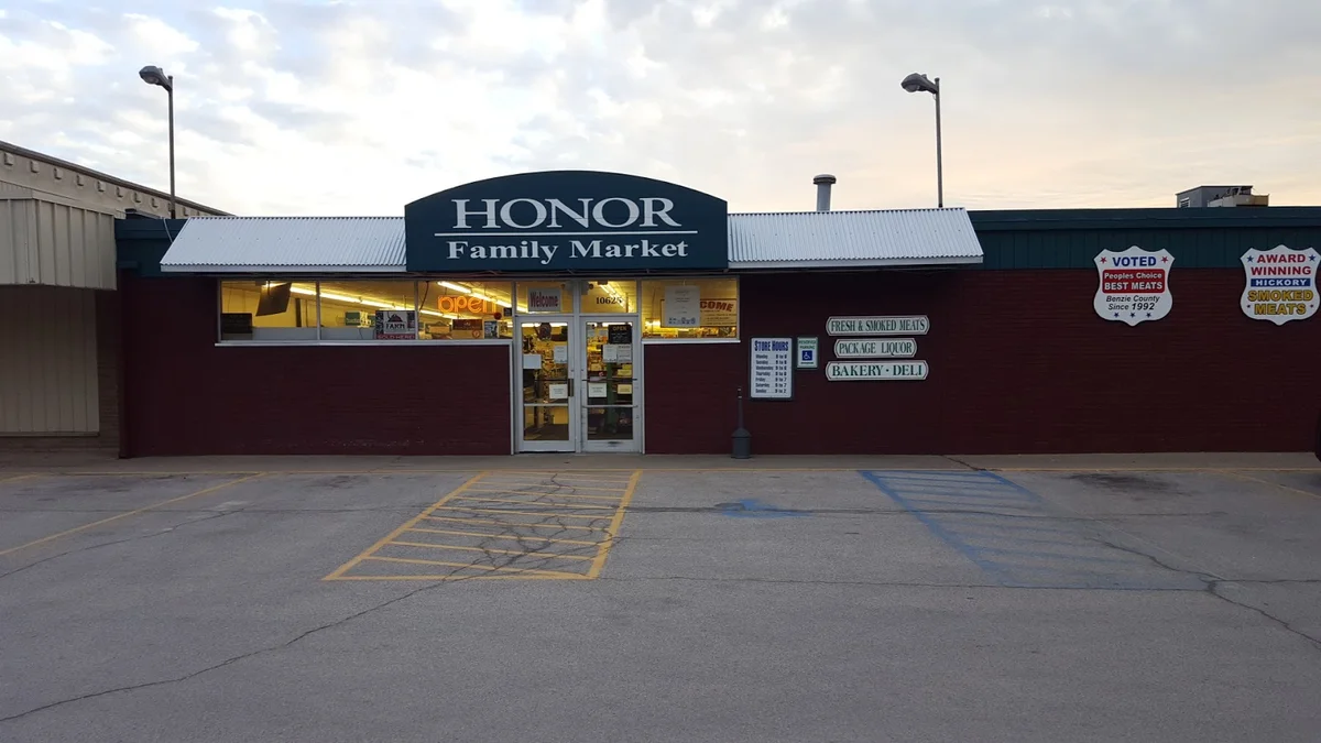 Honor Family Market in Honor, Michigan - Ask AI | mindtrip