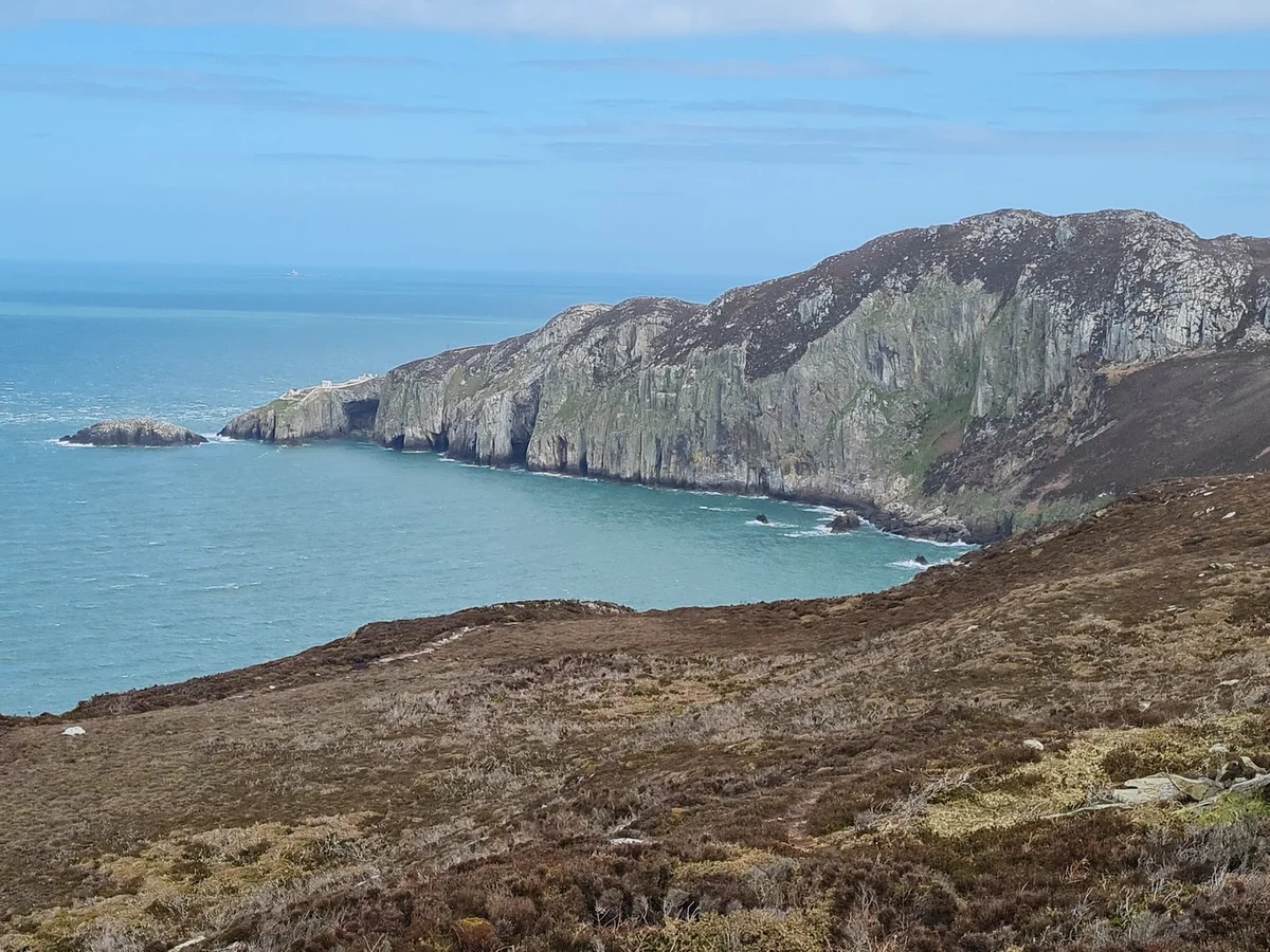 Holyhead Mountain in Holyhead, Wales - Ask AI | mindtrip