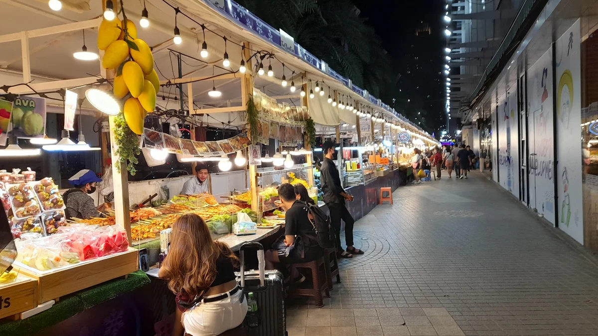 Pratunam Market in Bangkok - Ask AI | mindtrip