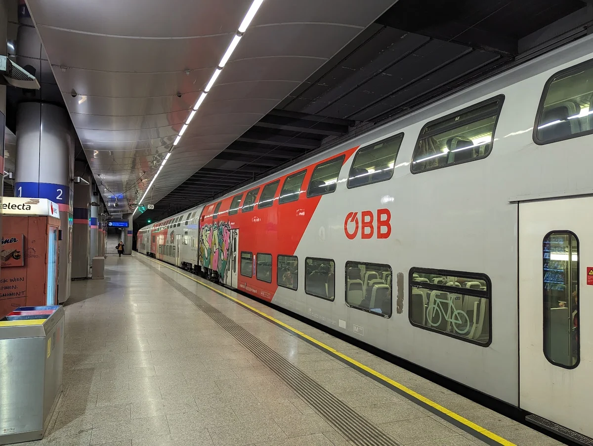 Wien Rennweg in Vienna | What to Know Before You Go