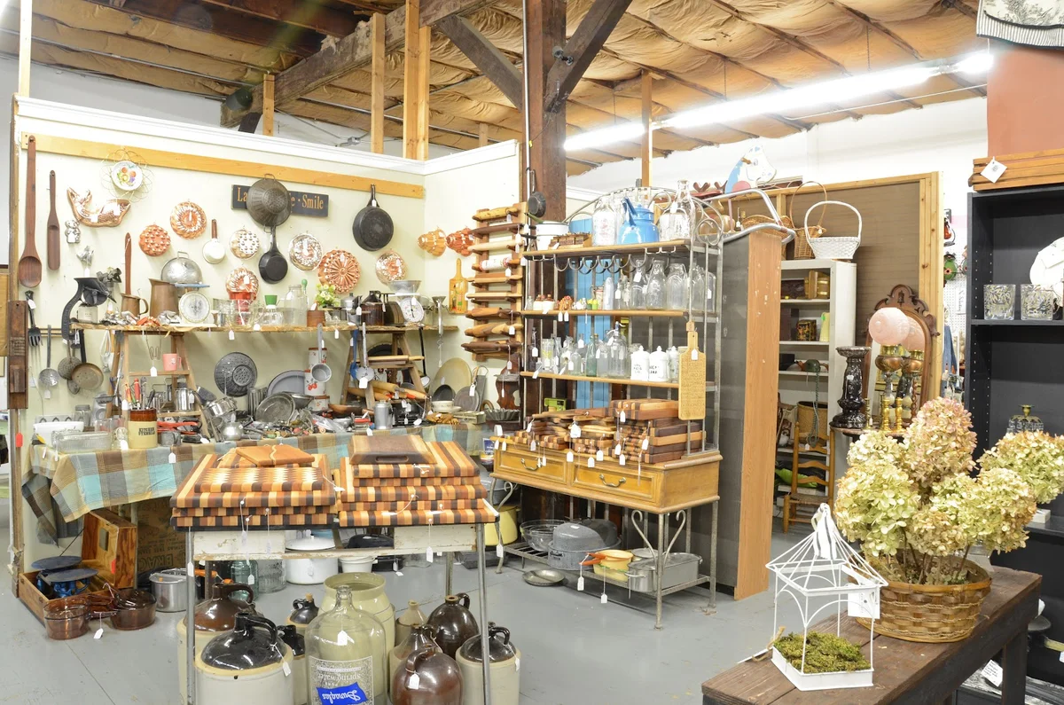 Springfield Antique Barn in Springfield | Ask Anything