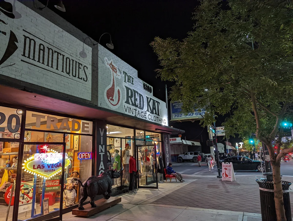 The Red Kat Vintage in Las Vegas, Nevada - Ask AI | mindtrip