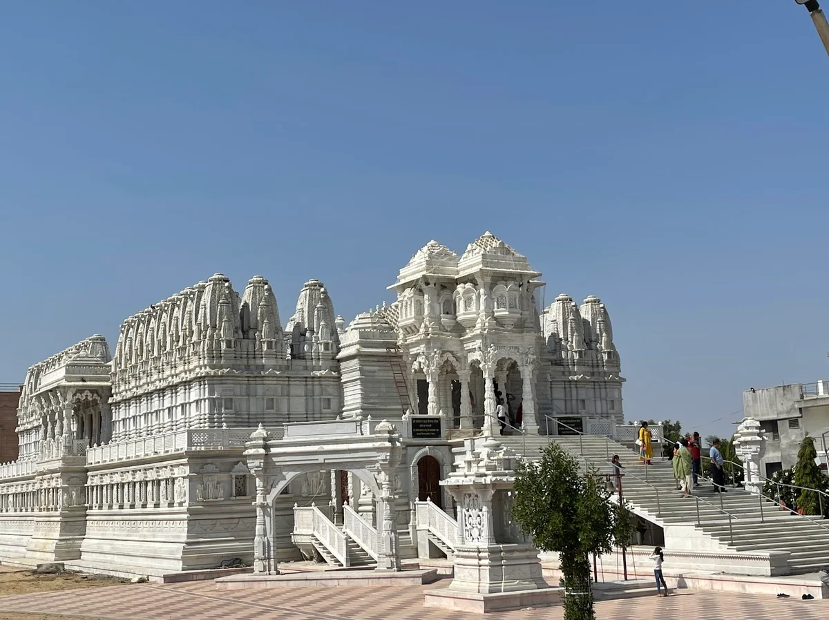 Shri Bhandavpur Jain Shwetambar Tirth - Jayantsensuriji Samadhi sthan