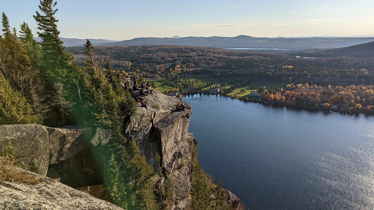 Mount Pinacle in Coaticook | What to Know Before You Go
