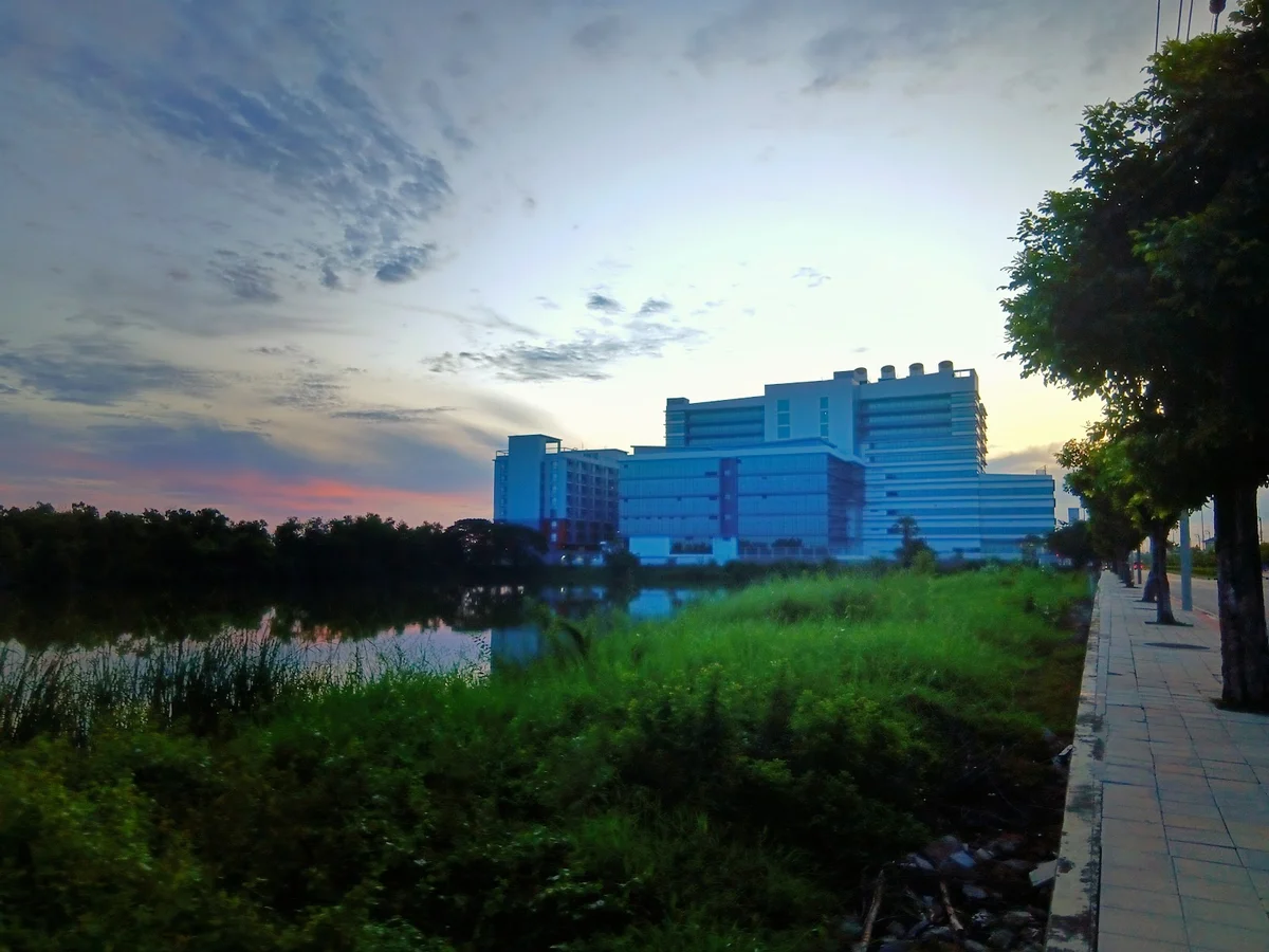 Rattanapracharak Hospital | What to Know Before You Go