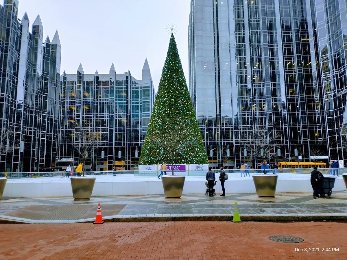 The UPMC Rink at PPG Place in Pittsburgh - Ask AI | mindtrip