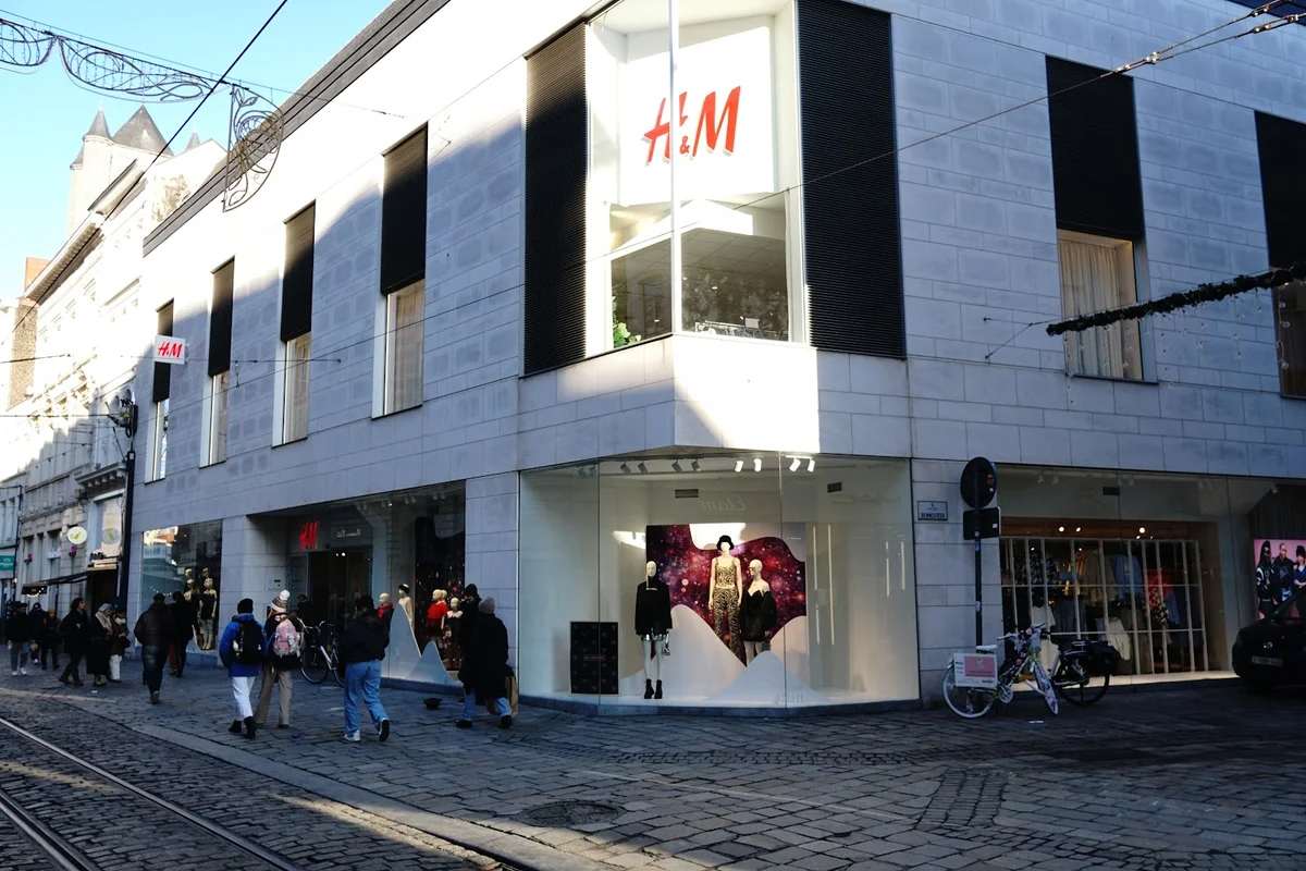 H&M in Ghent, Vlaams Gewest - Ask AI | mindtrip