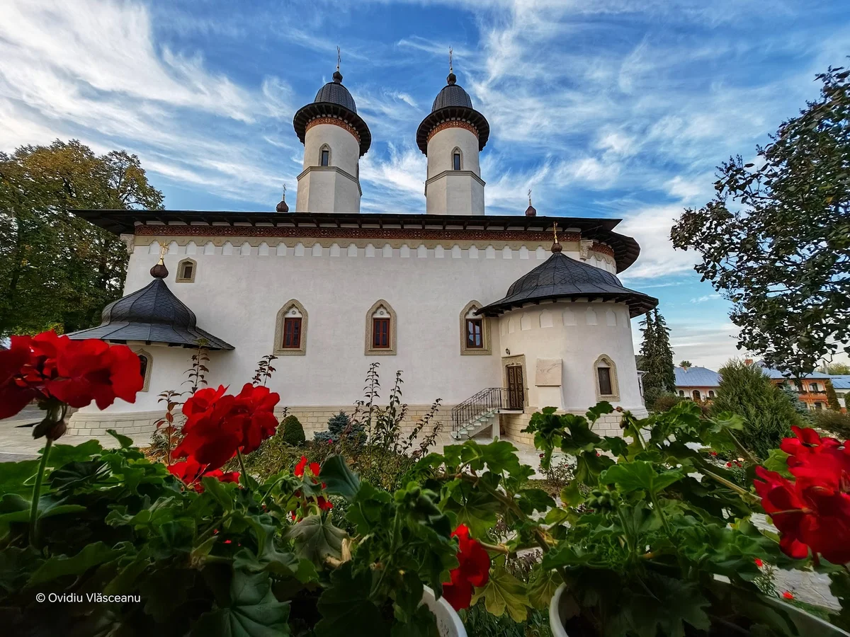 Văratec Monastery in Varatec - Ask AI | mindtrip
