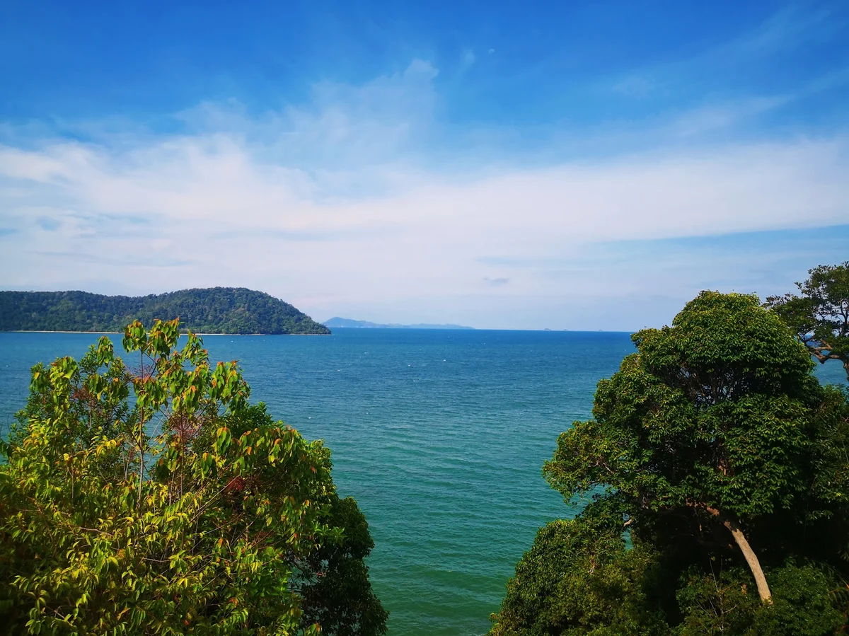 Pantai Pasir Lanun in Penyabong - Ask AI | mindtrip