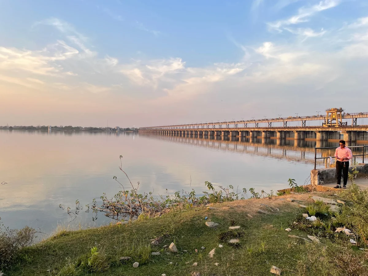Samoda Dam in Arang | What to Know Before You Go