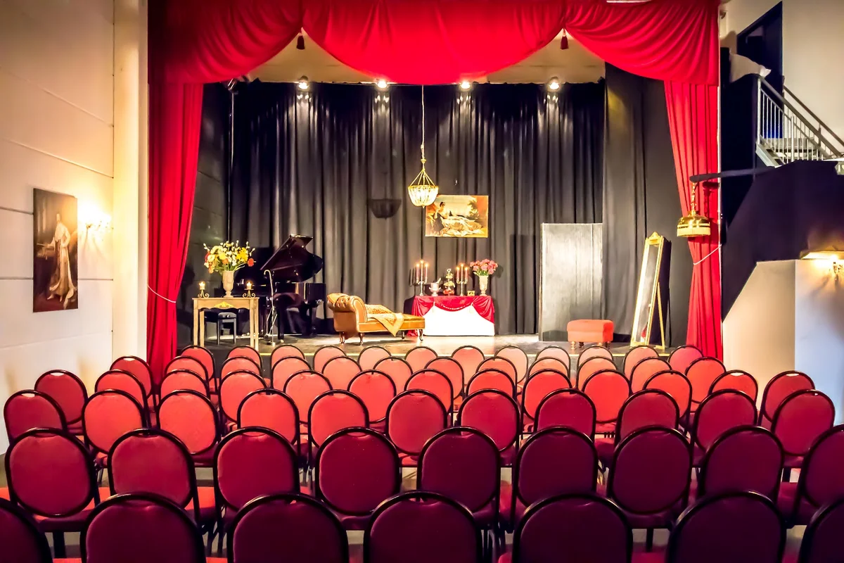 Opernfactory in Hamburg - Ask AI | mindtrip