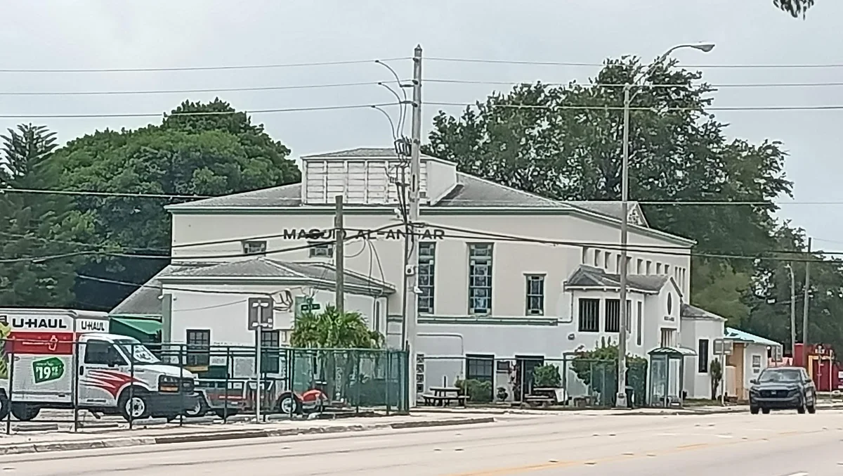 Al-Ansar Mosque in Miami, Florida - Ask AI | mindtrip
