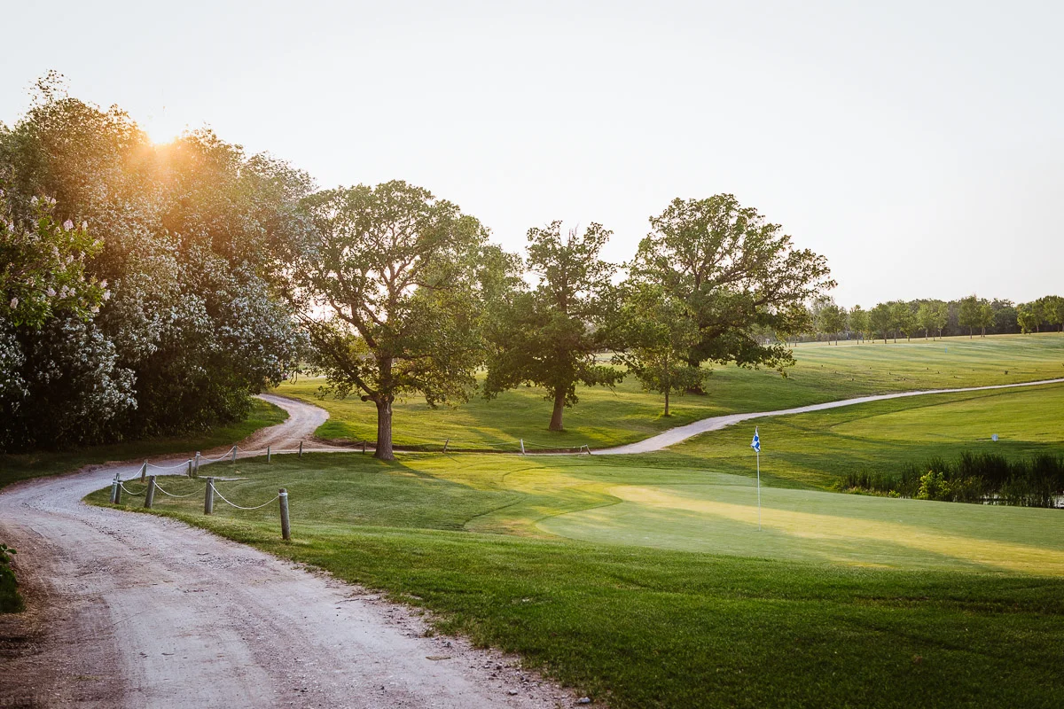 Maplewood Golf Club in St-Pierre-Jolys - Ask AI | mindtrip