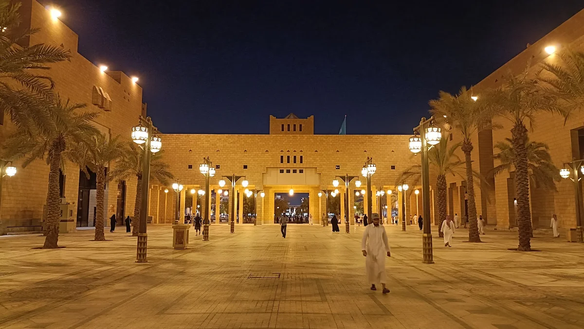 Alsafat Square in Riyadh - Ask AI | mindtrip