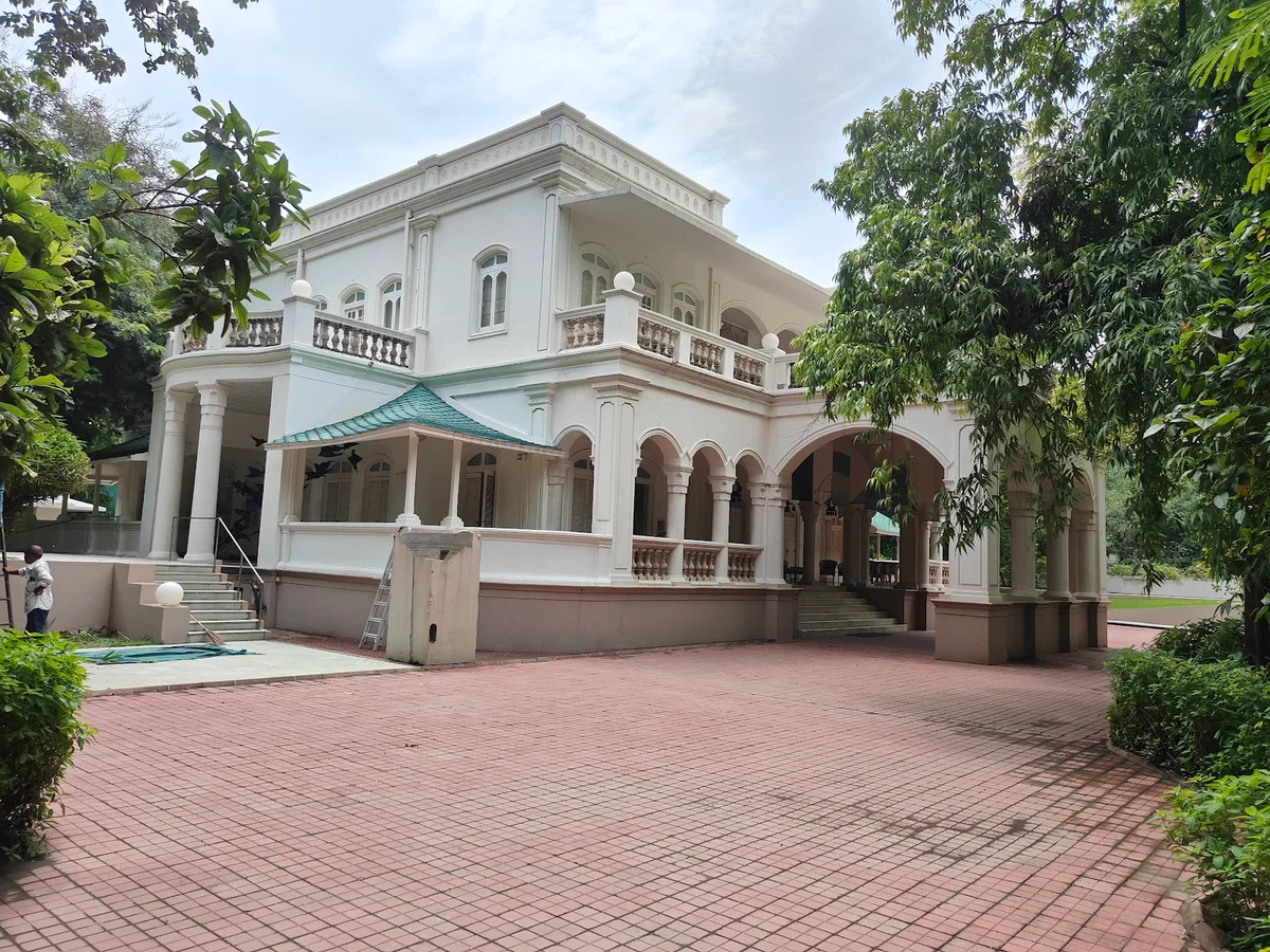 MJ Library in Ahmedabad | What to Know Before You Go