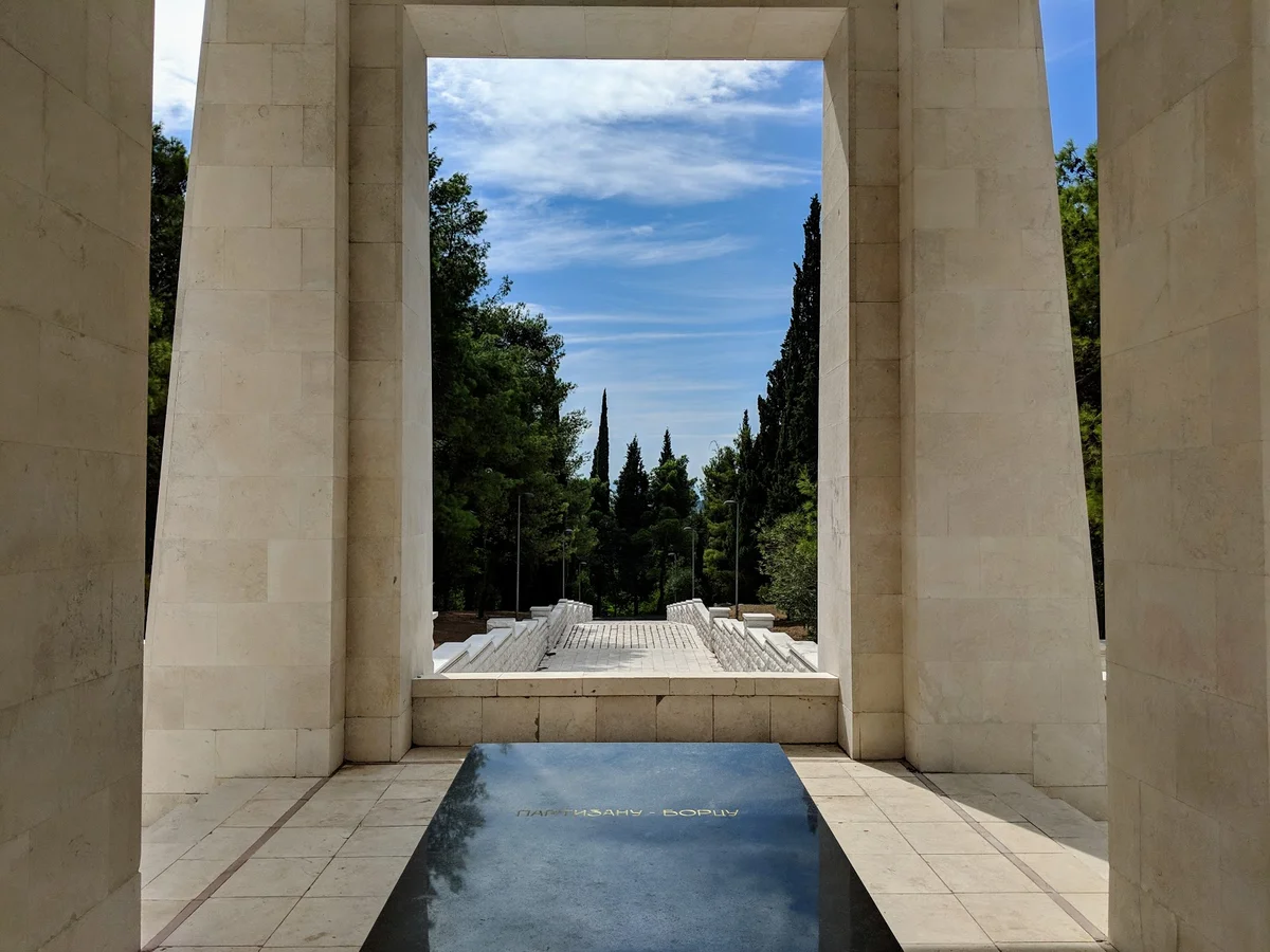 Partisan Fighter Monument | What to Know Before You Go