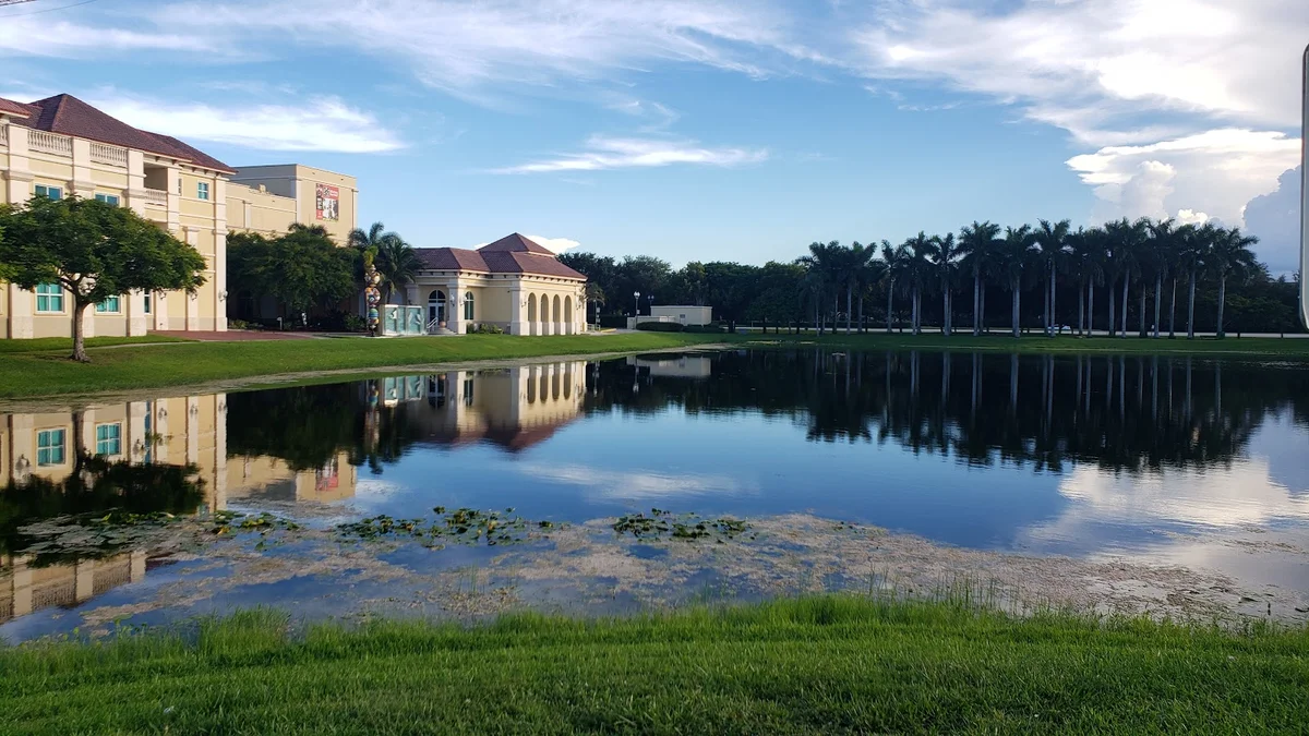 City Hall Promenade in Miramar, Florida | Ask Anything