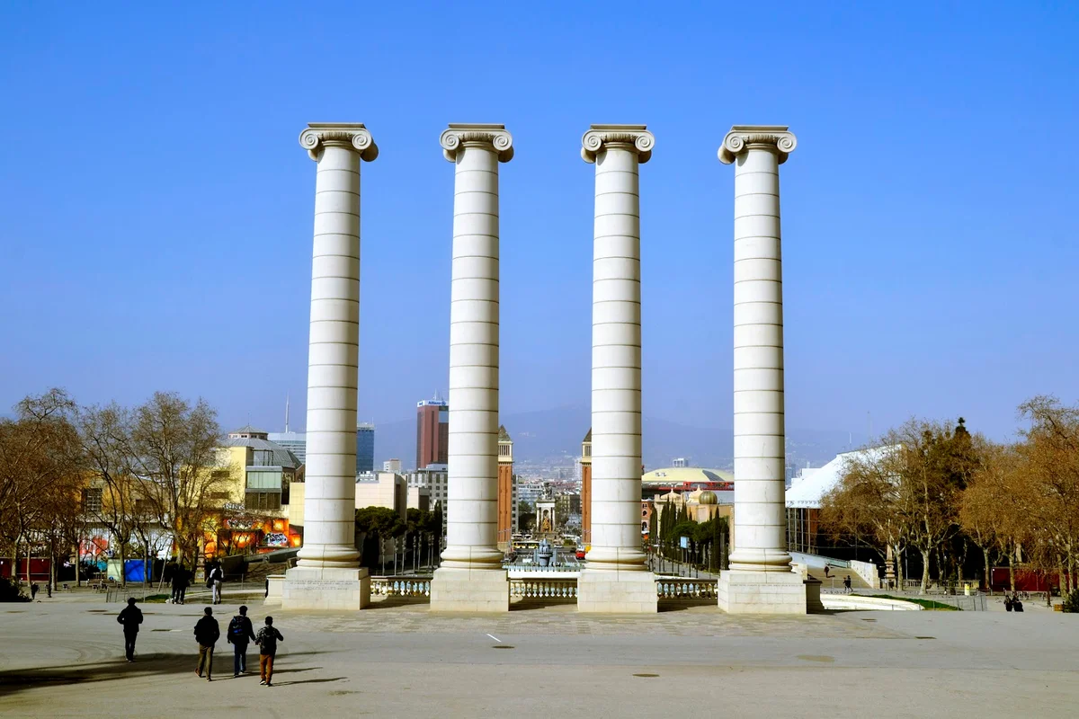 Four Columns in Barcelona, Catalonia - Ask AI | mindtrip