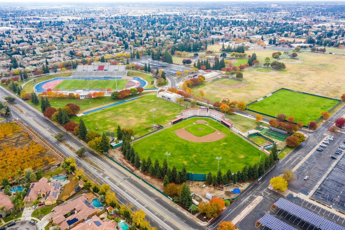 Veteran's Memorial Stadium in Clovis - Ask AI | mindtrip