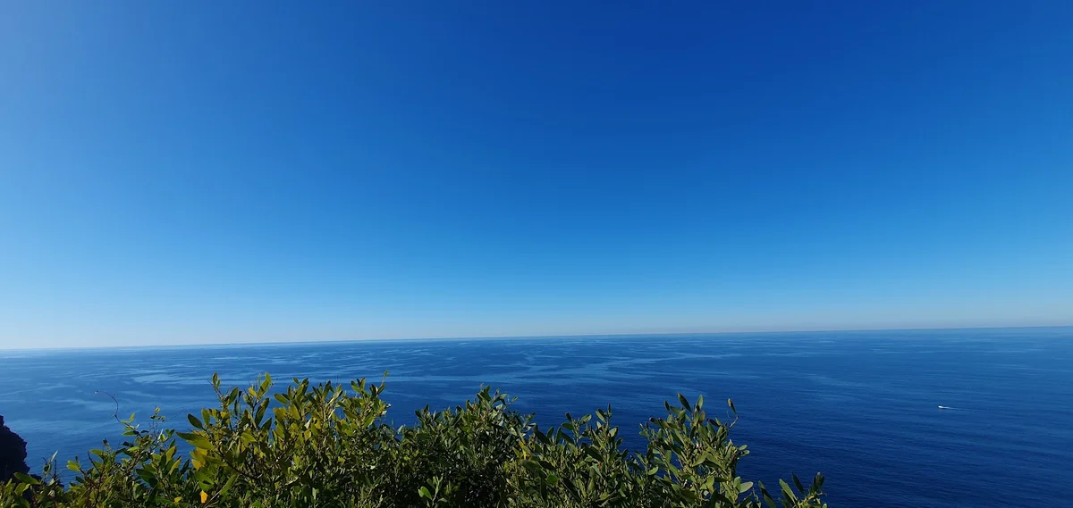 Winney Bay Lookout in Copacabana - Ask AI | mindtrip