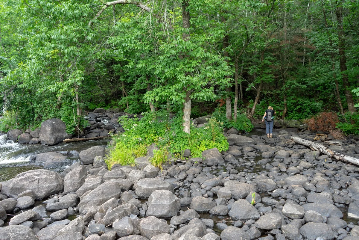 Viburnum Falls in Nutimik Lake, Manitoba - Ask AI | mindtrip